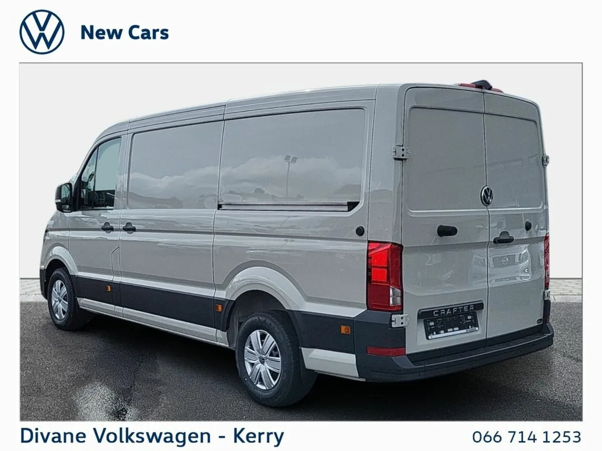 Volkswagen Crafter HIGHLINE 2.0 TDI 140 BHP - Image 4