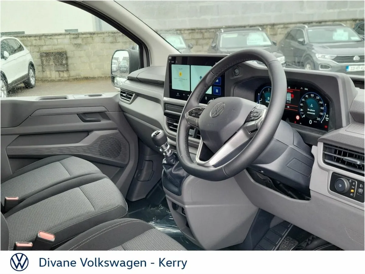 Volkswagen Transporter TRENDLINE SWB 2.0TDI 110BHP - Image 3