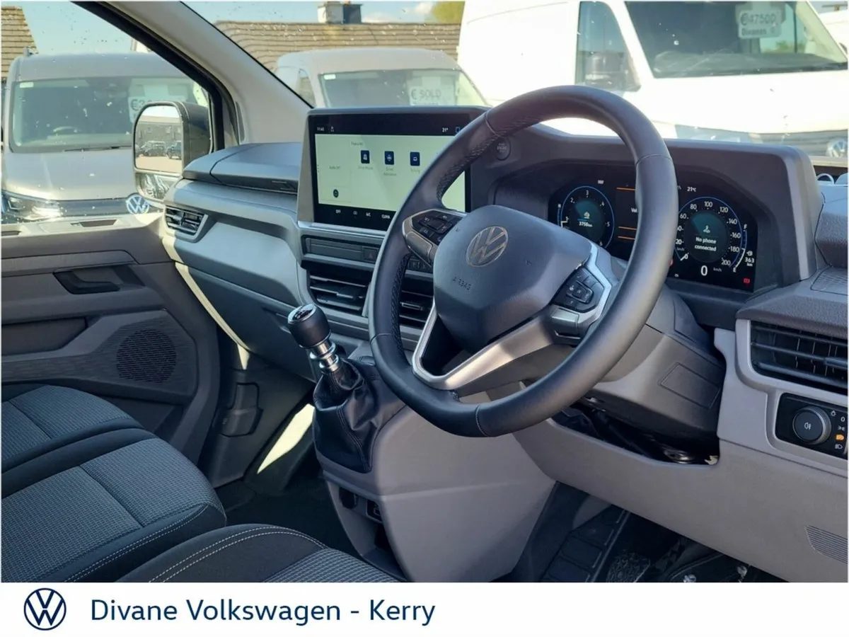 Volkswagen Transporter TRENDLINE 2.0 TDI 150 BHP - Image 3