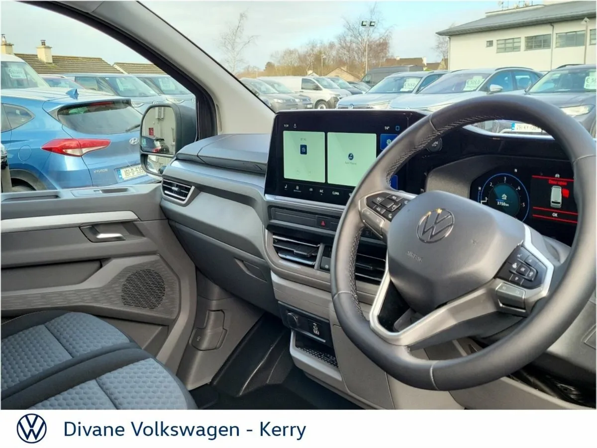 Volkswagen Transporter PAN AMERICANA 150 BHP AUTO - Image 3