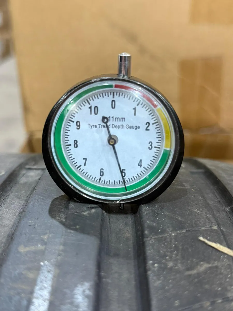 19" GENUINE BMW M3 M4 F80 F82 Alloy Wheels & Tyres - Image 3