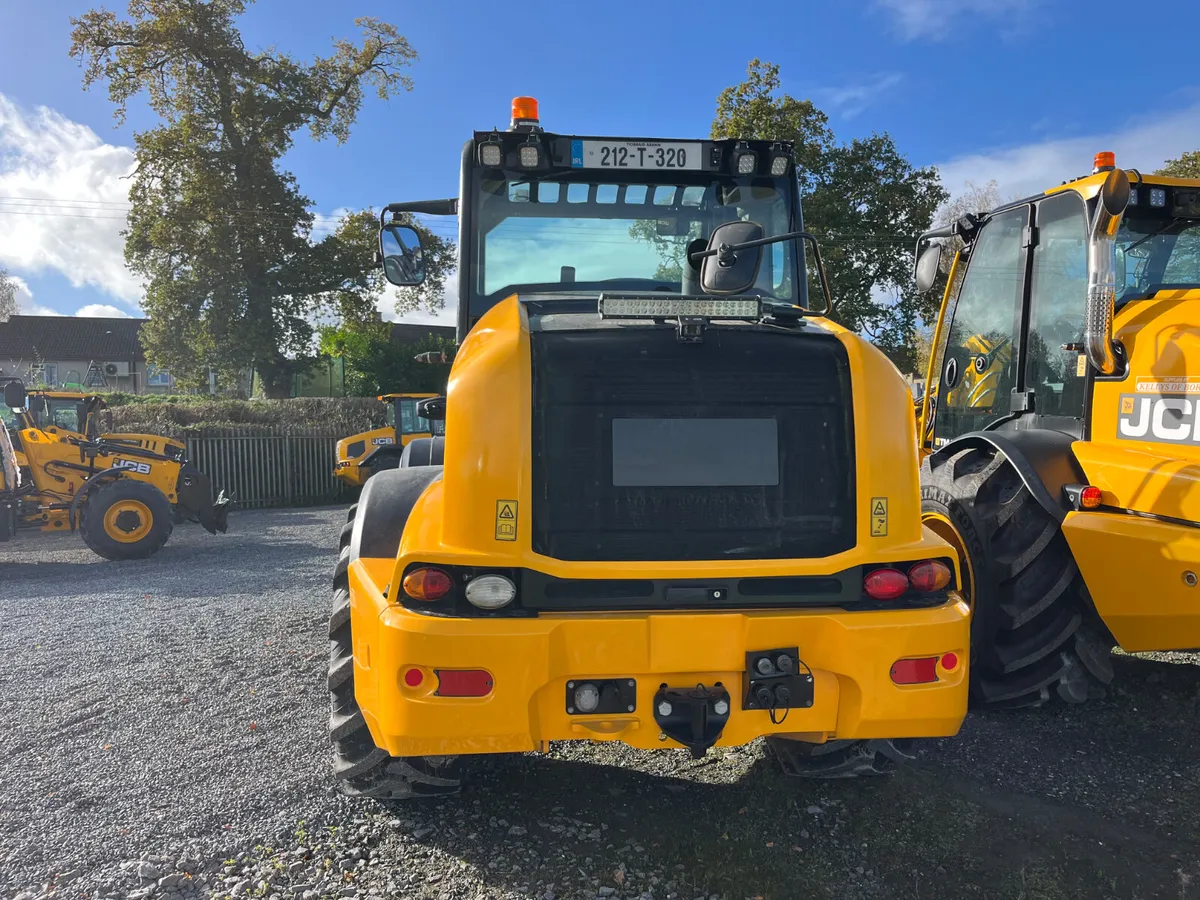 JCB TM 320 - Image 4