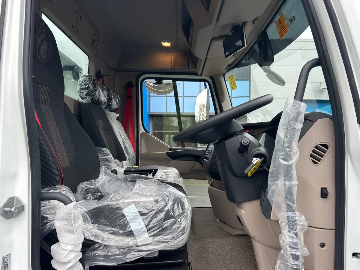 Daf XB 210 Tilt Slide Recovery New Unregistered - Image 2