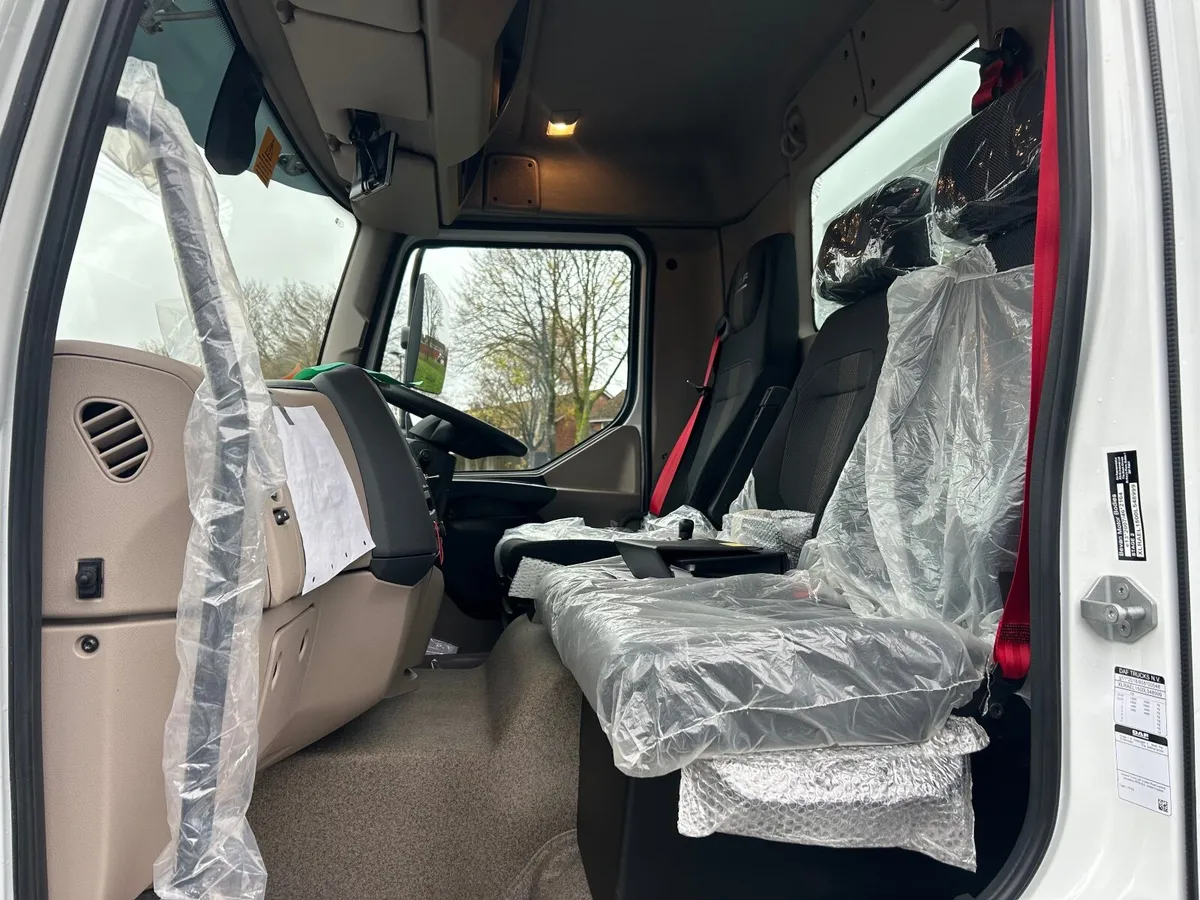 Daf XB 210 Tilt Slide Recovery New Unregistered - Image 3