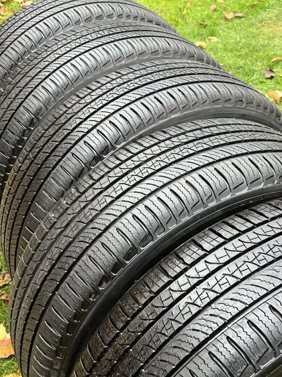 Land Rover Defender 20 inch alloys - Image 2