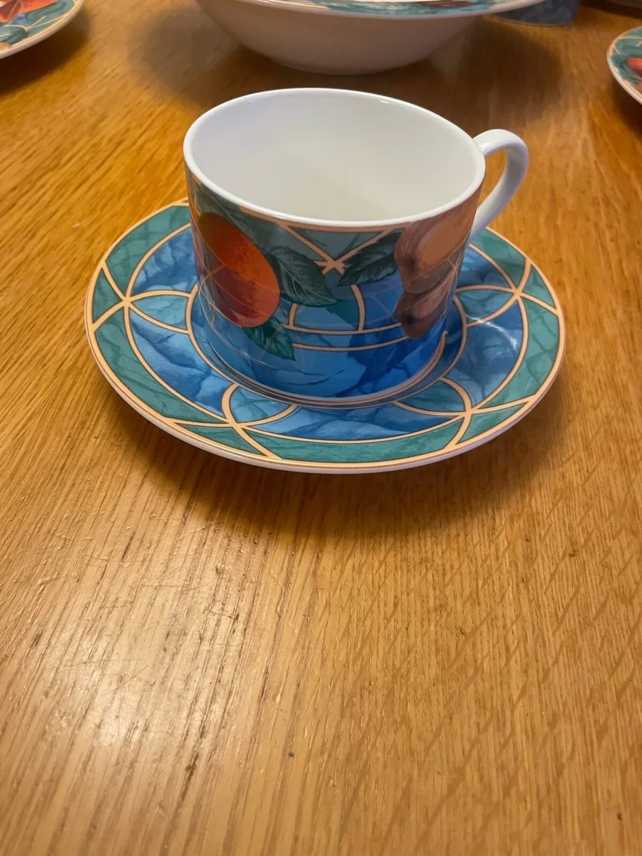 Dinner Set Victoria Beale 44 pieces - Image 4