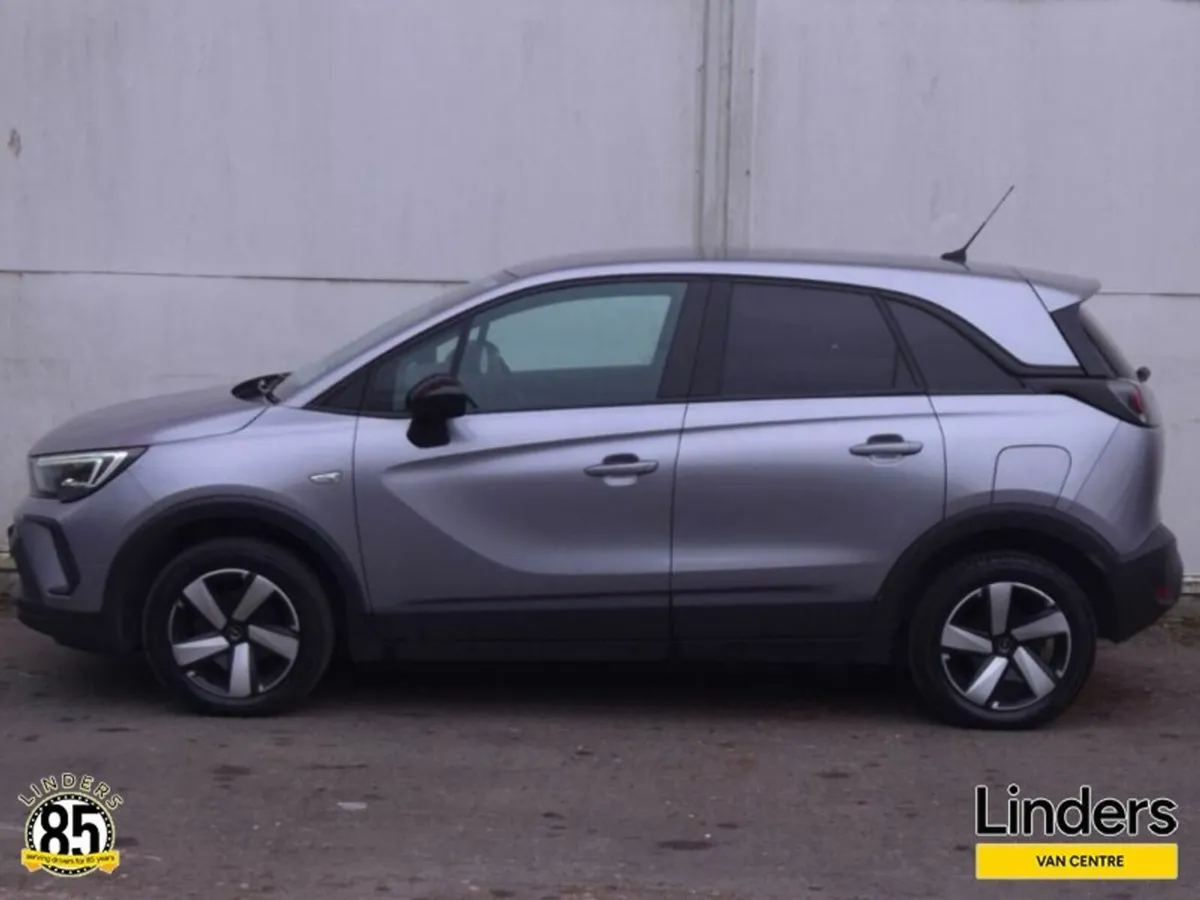 Opel Crossland COMMERCIAL CAR VAN - Image 3