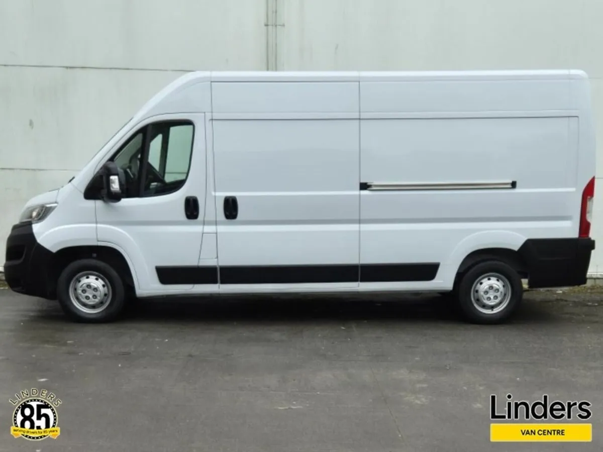 Opel Movano L3H2 EX DEMO - Image 3