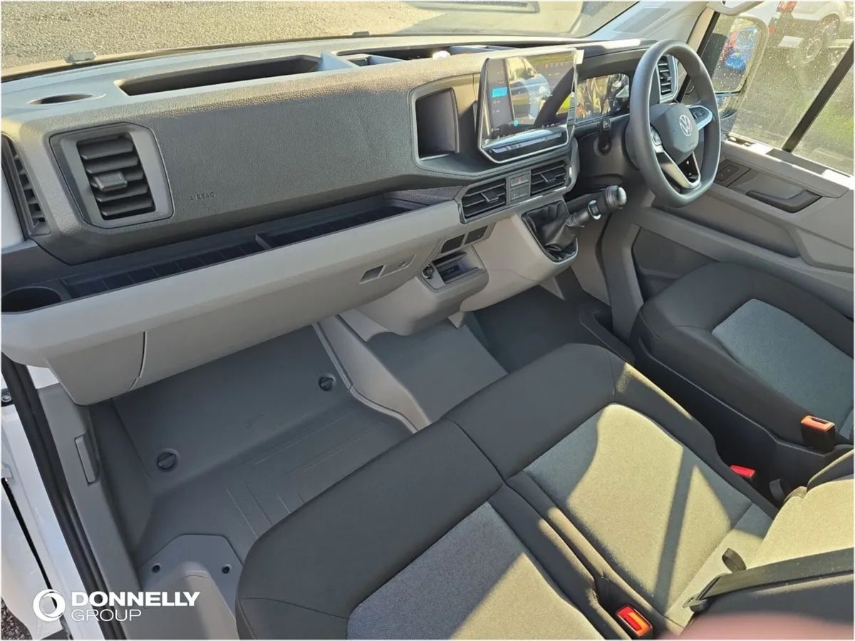 Volkswagen Crafter Cr35 Lwb Diesel Fwd Commerce - Image 2