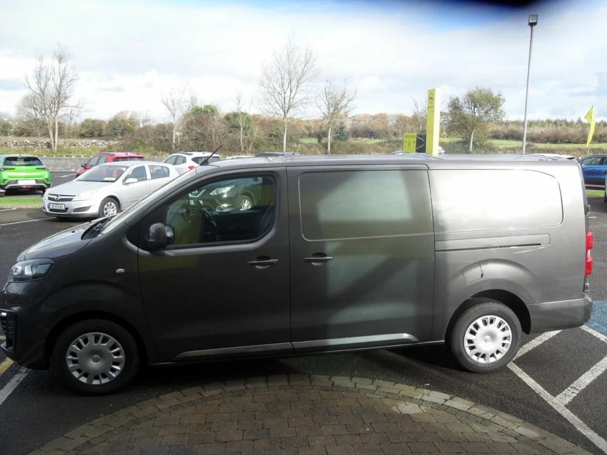 Opel Vivaro VIVARO PANEL VAN SPORTIVE 3100 - Image 3