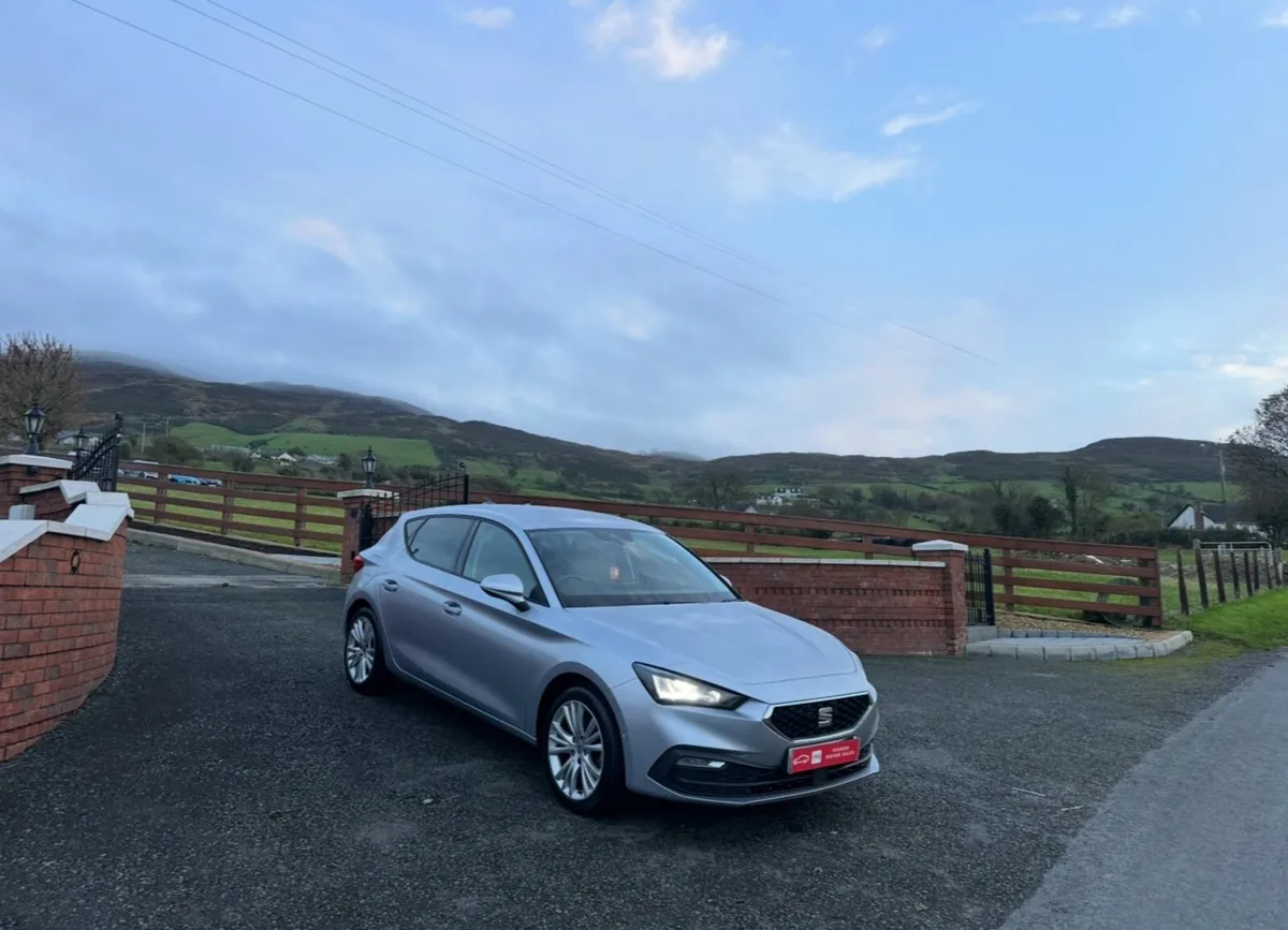 2022 Seat Leon - Image 1