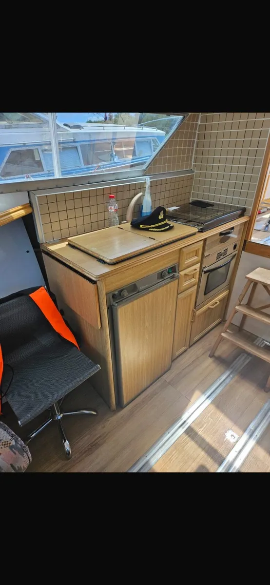 Boat Seamaster 813 - Image 3