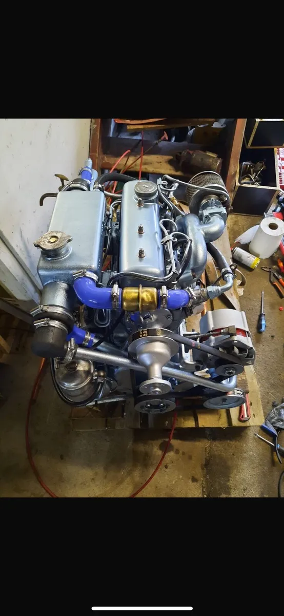 Boat Seamaster 813 - Image 4