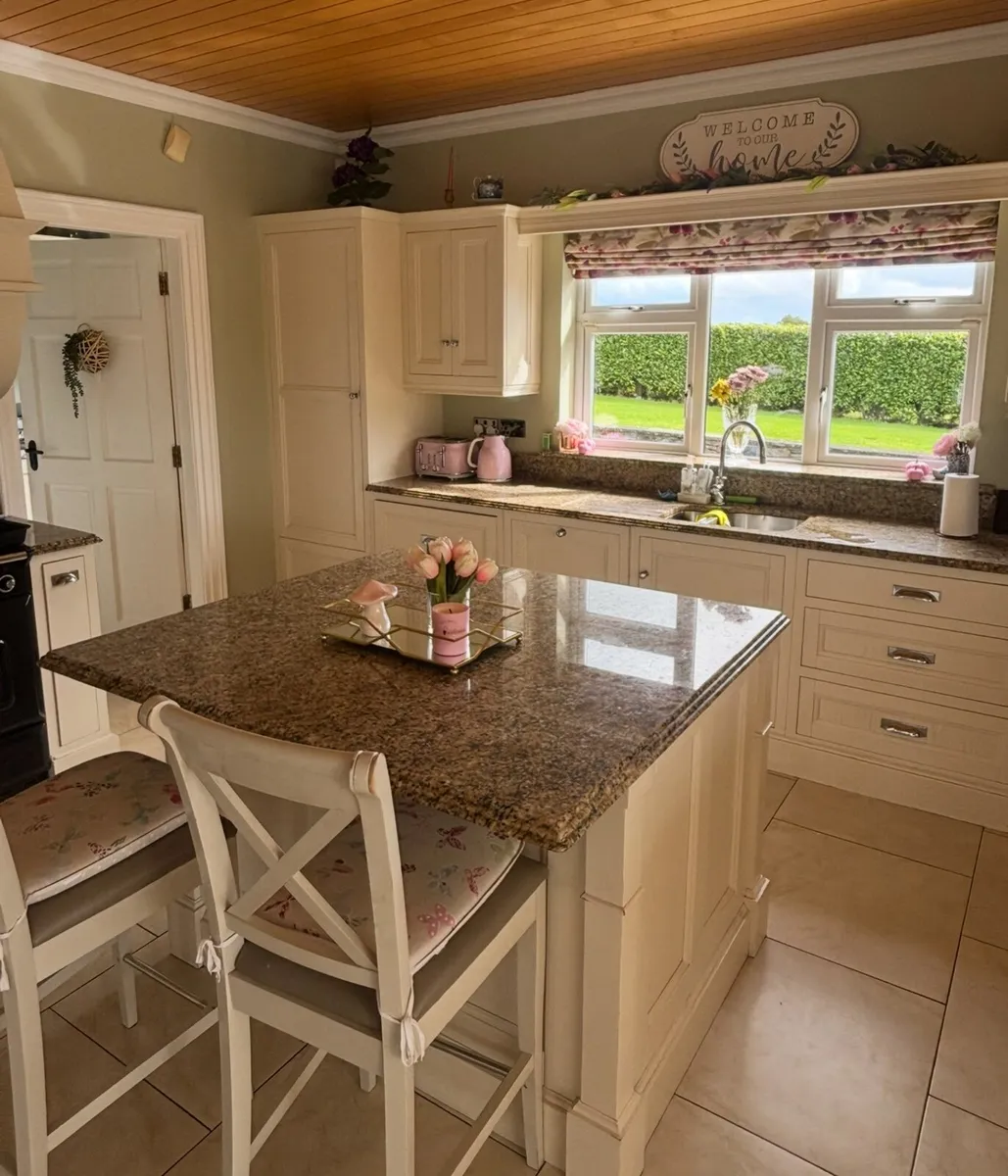 Granite Worktop - Image 3