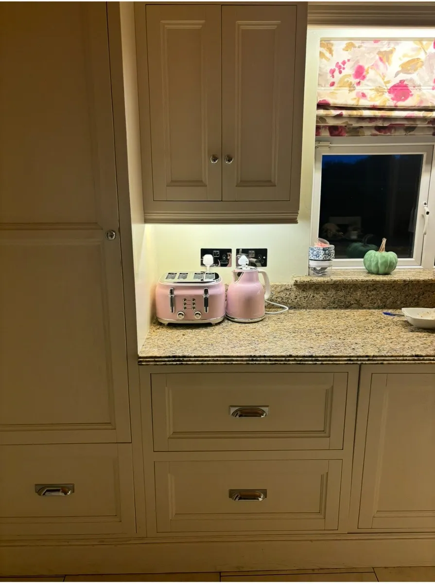 Granite Worktop - Image 4