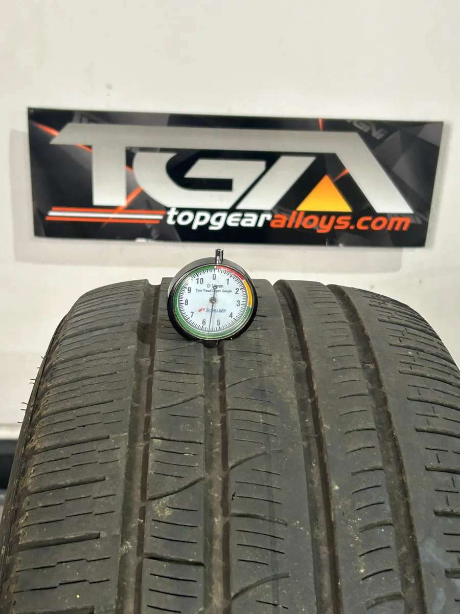 21" GENUINE RANGE ROVER DISCOVERY 5 ALLOYS - Image 3