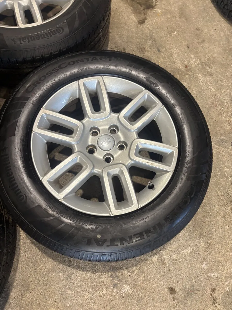 19" Land Rover Defender Wheels - Image 1