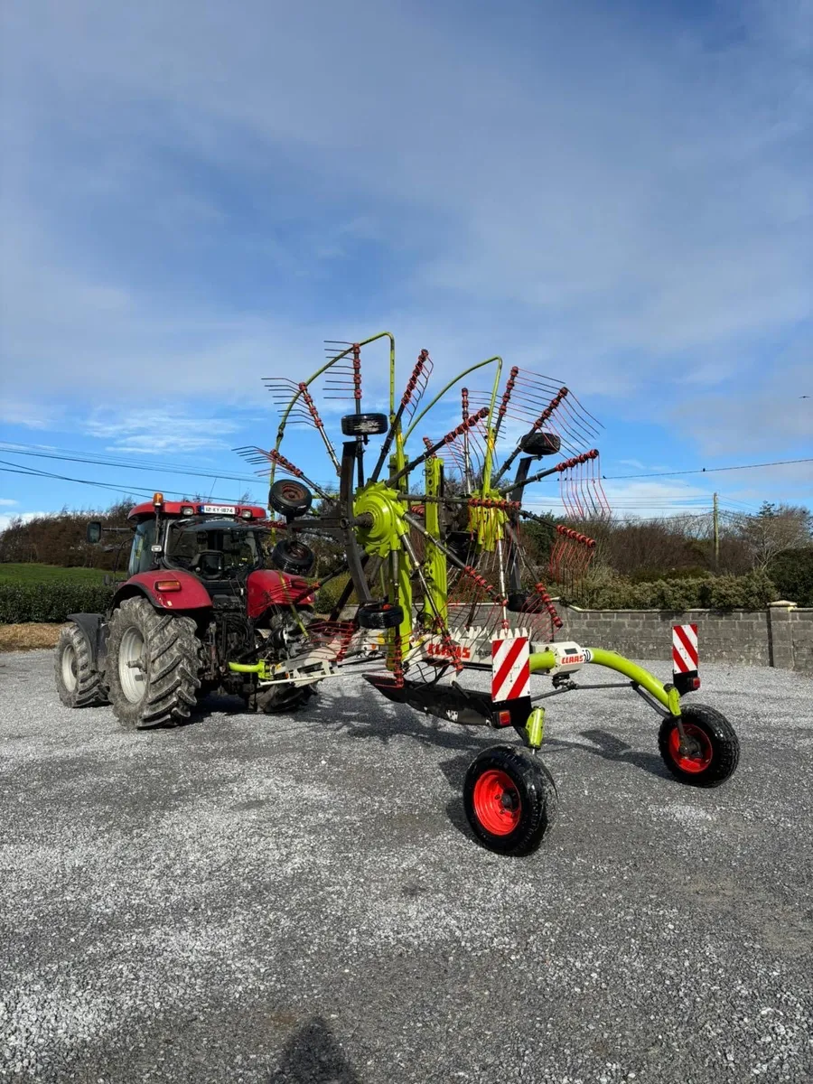 Claas liner 2700 rake - Image 1