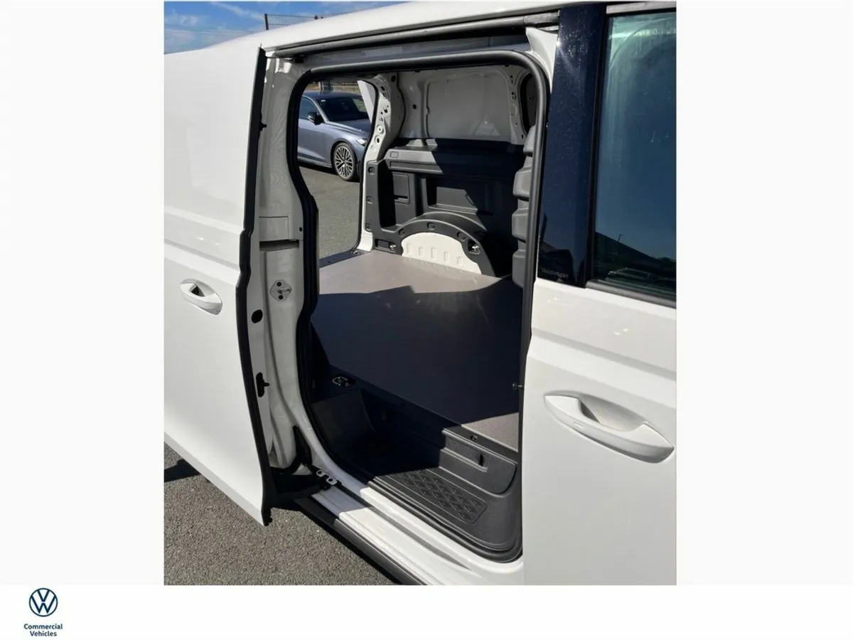 Volkswagen ID.Buzz Cargo CARGO 86KWH 282HP - Image 4