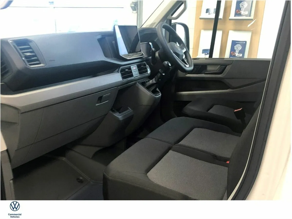 Volkswagen Crafter T35 LWB 177HP M6F TRENDLINE - Image 4
