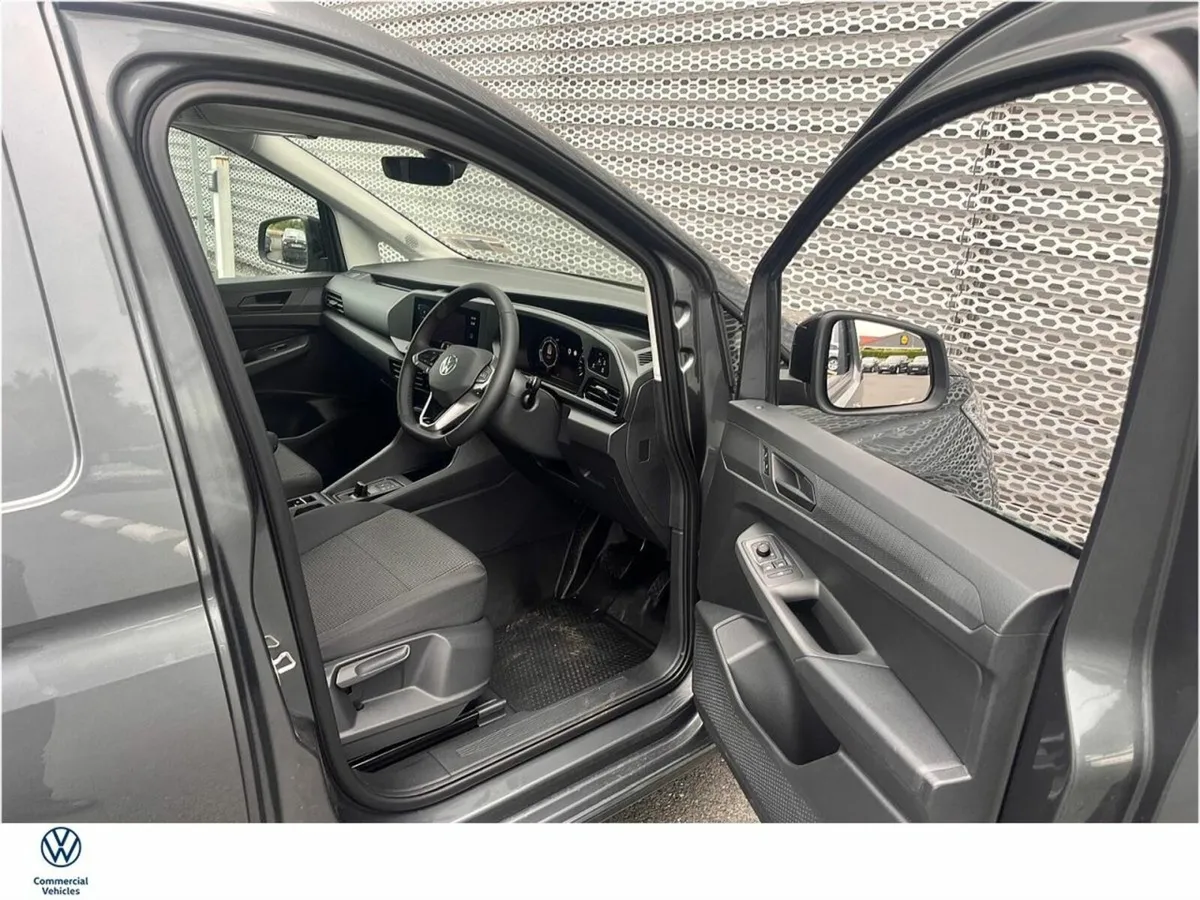 Volkswagen Caddy CARGO EDITION 122HP AUTO - Image 2