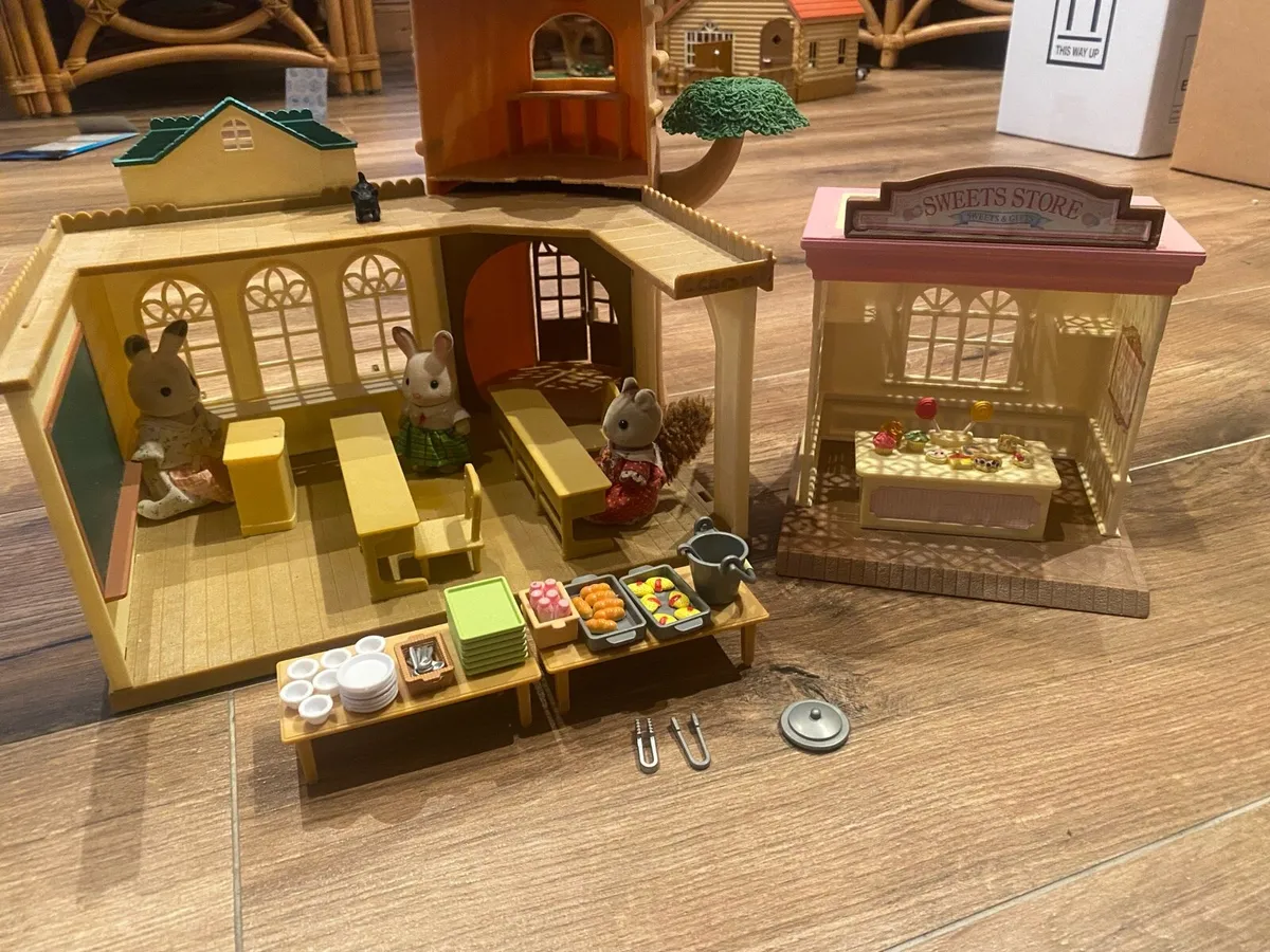 Sylvanian Family Bundle - Image 1