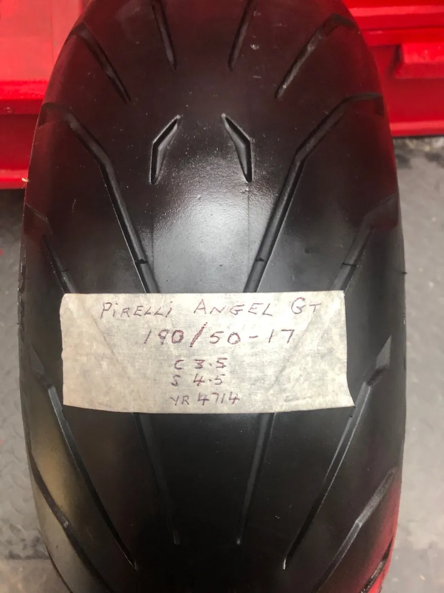 Tyres Pirelli 190/50-17 & Dunlop 180/55-17 - Image 2