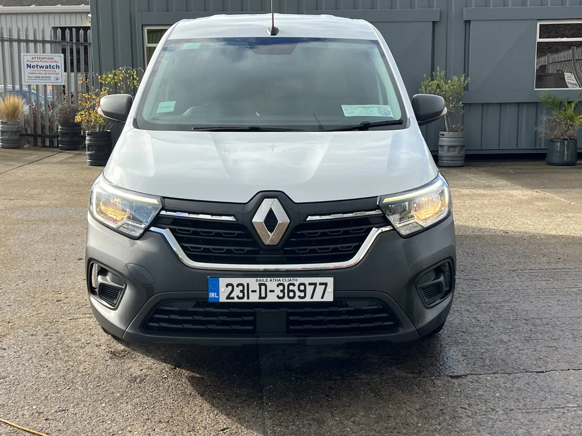 Renault Kangoo 2023 - Image 2