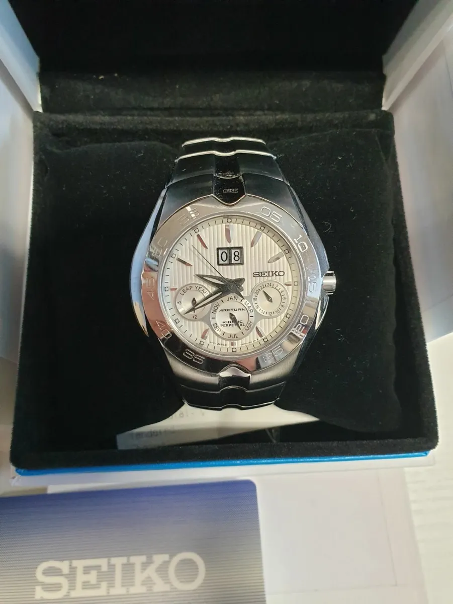 Seiko Watch - Image 1