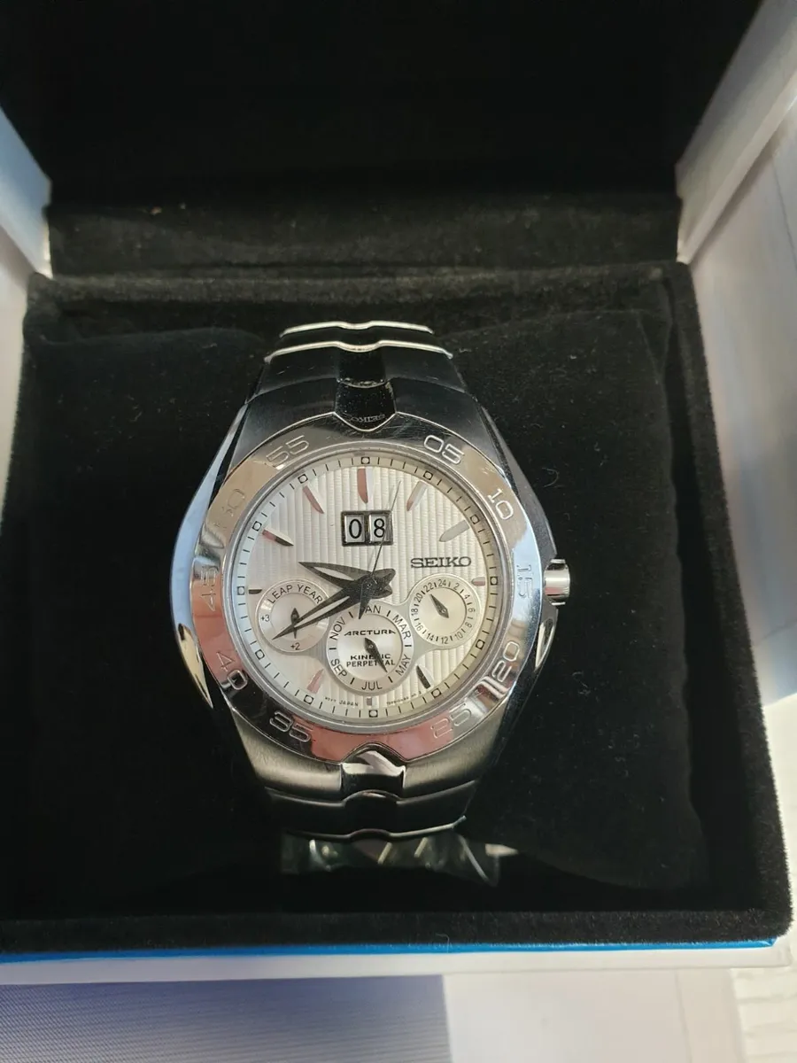 Seiko Watch - Image 2