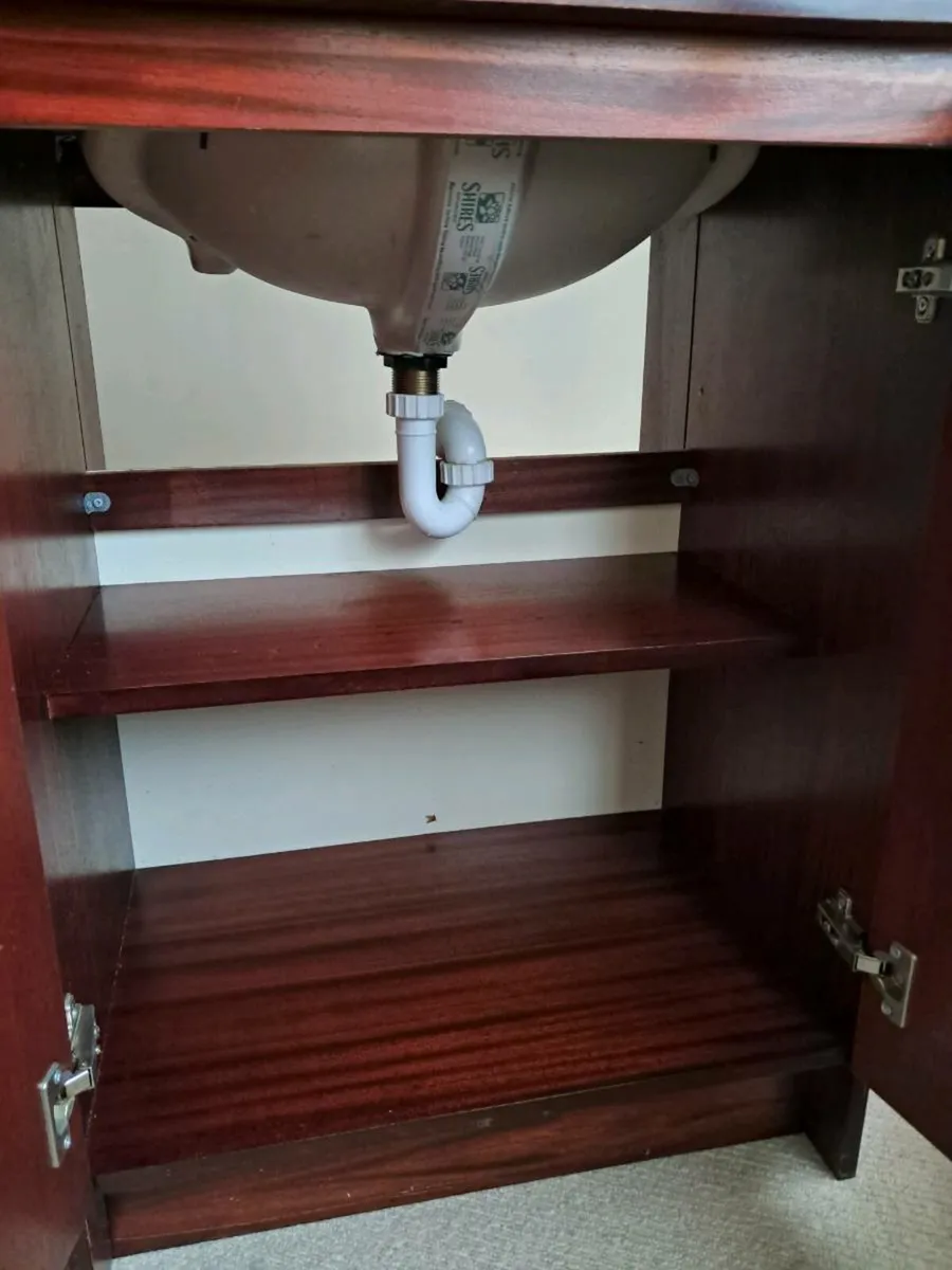 Mahogany Vanity Unit - Image 4