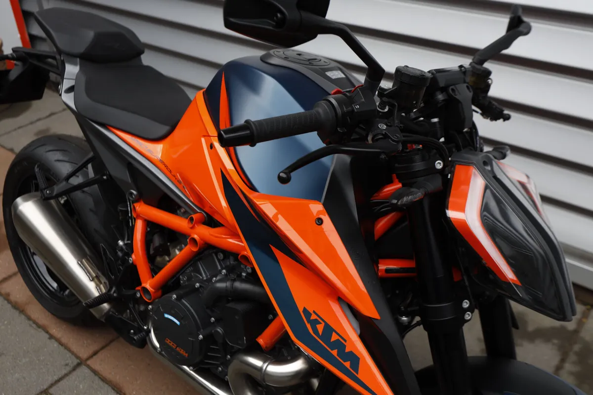 KTM 1290 Superduke R - Image 3