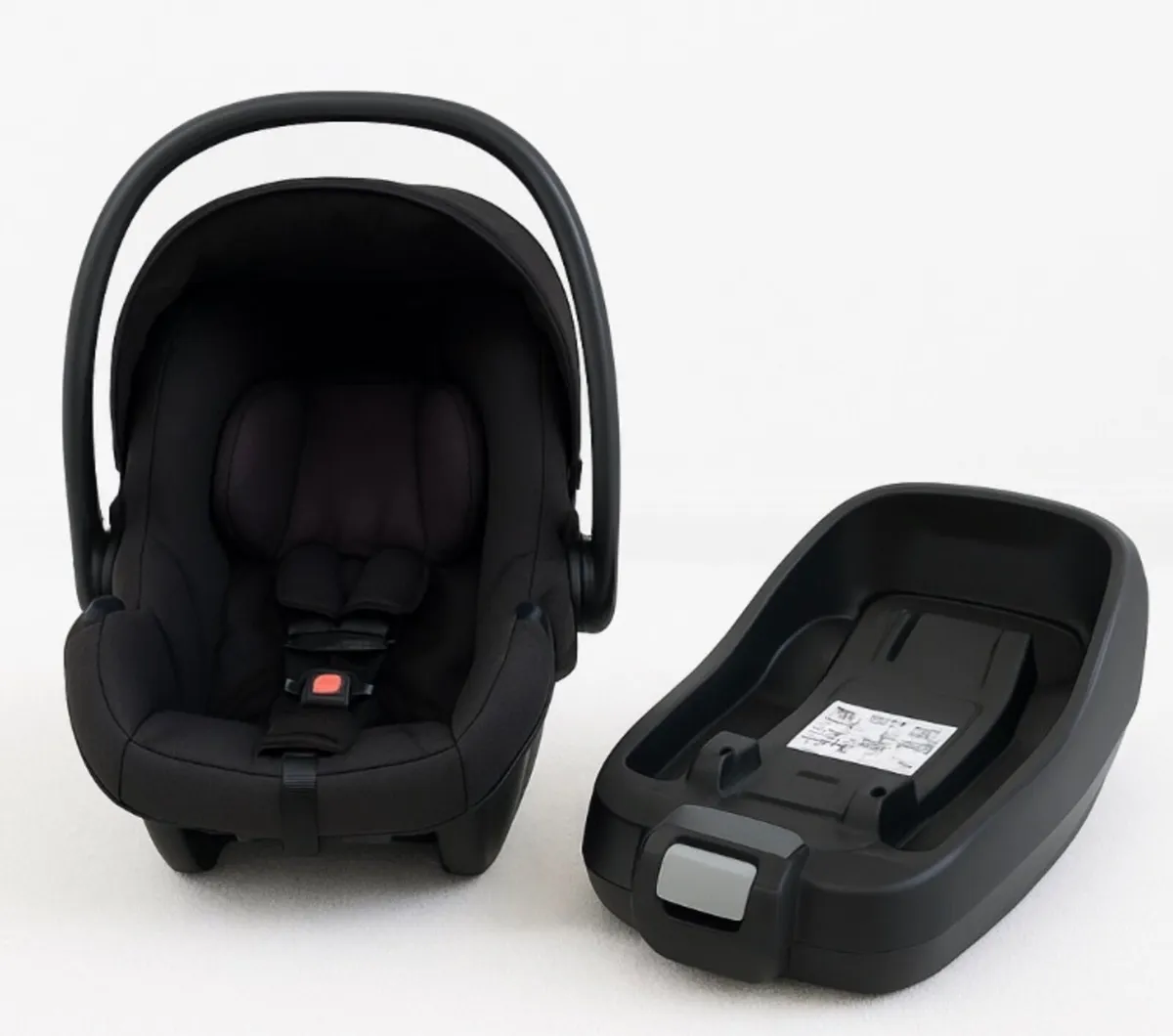 Car seat and Base - Image 1