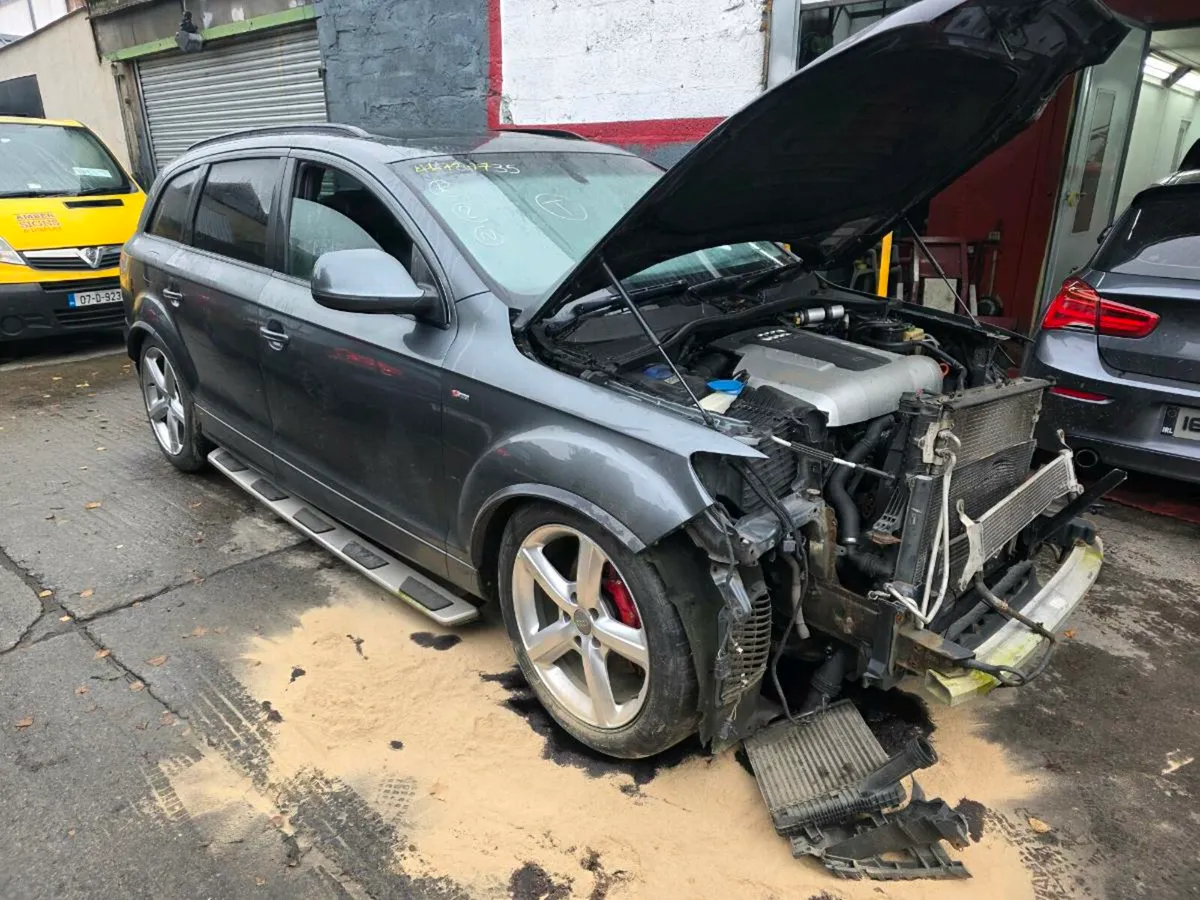 2009 audi q7 breaking - Image 1