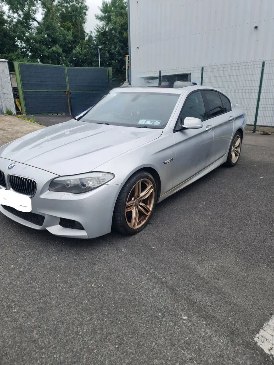 2011 BMW F10 520D MSPORT 354 BREAKING PARTS - Image 2