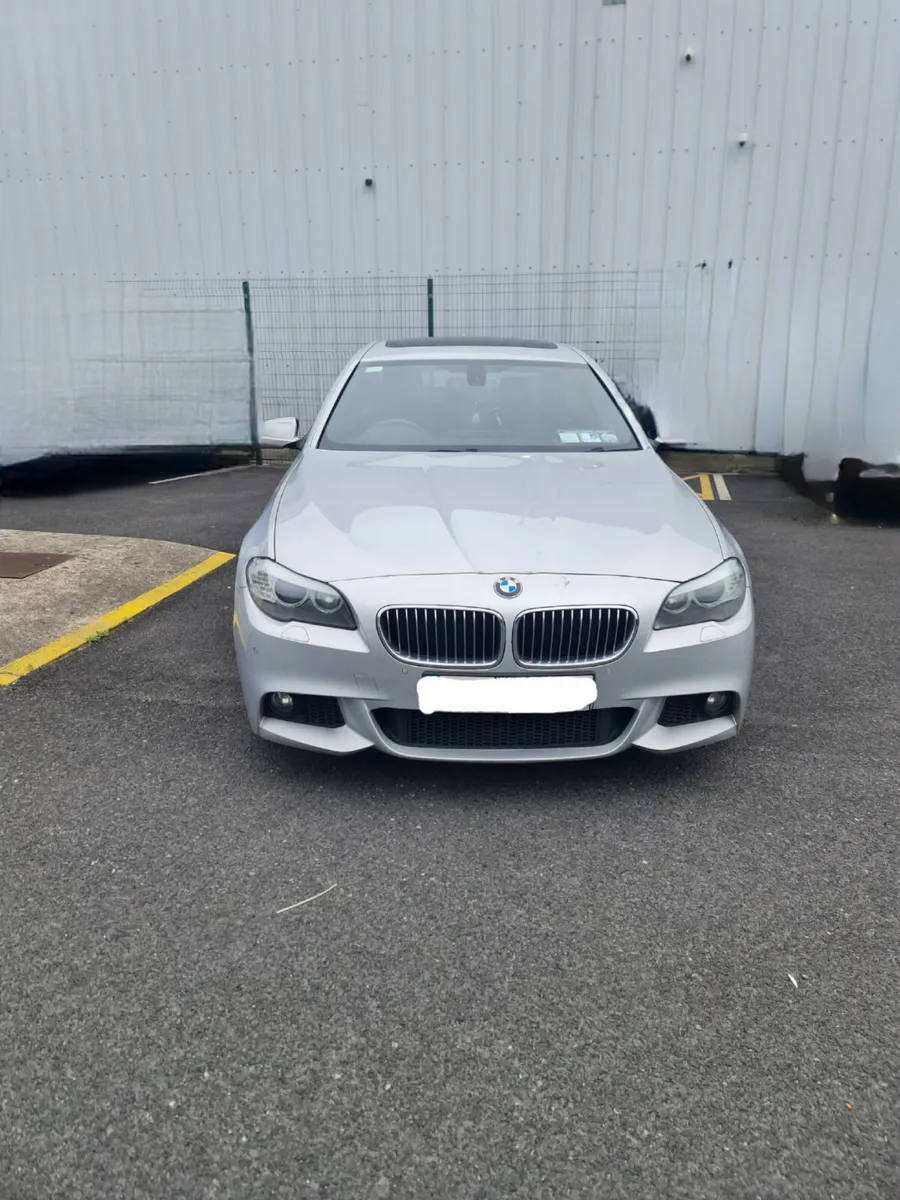 2011 BMW F10 520D MSPORT 354 BREAKING PARTS - Image 1