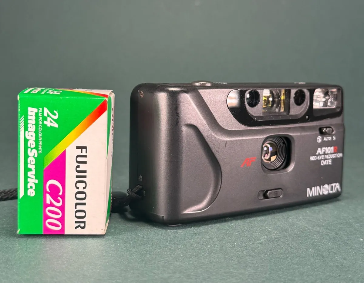 MINOLTA AF 101R POINT & SHOOT FILM CAMERA 35mm - Image 2