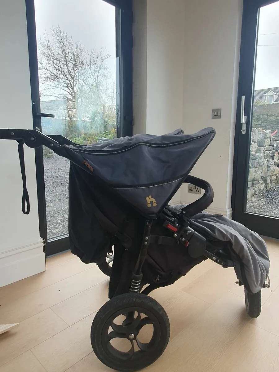 Out and about double buggy - Image 3