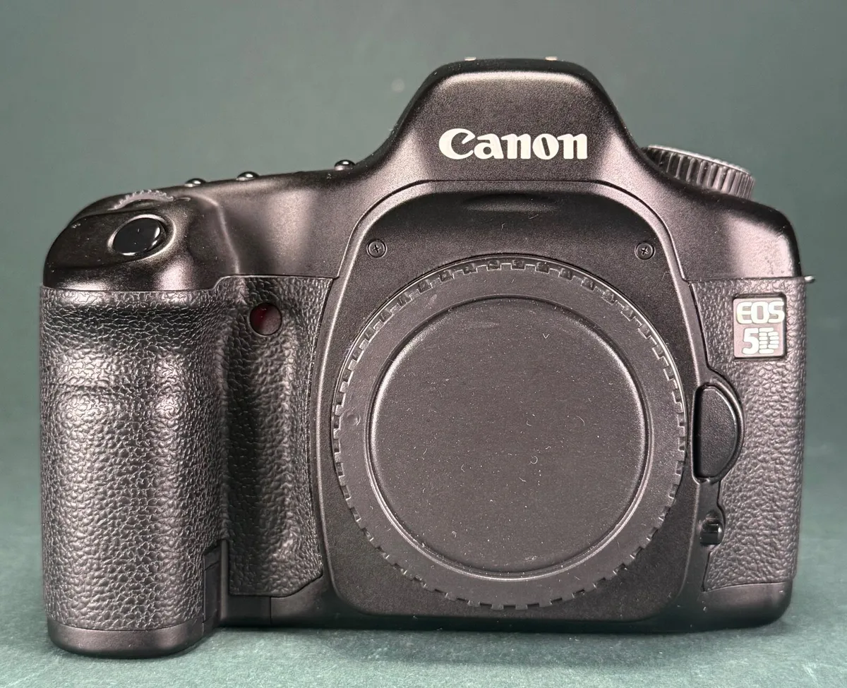 Canon 5D classic ( read) - Image 1