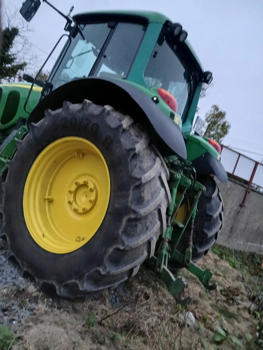 John Deere 6820 - Image 3