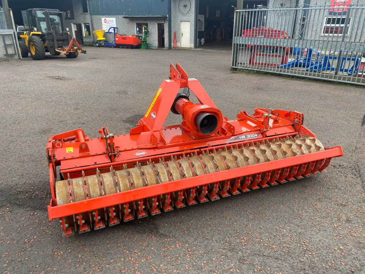 Kuhn HR3004D Power Harrow - Image 2