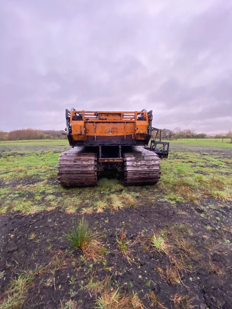 K&H Mini Power Track 6 Sod Turf Hopper - Image 3