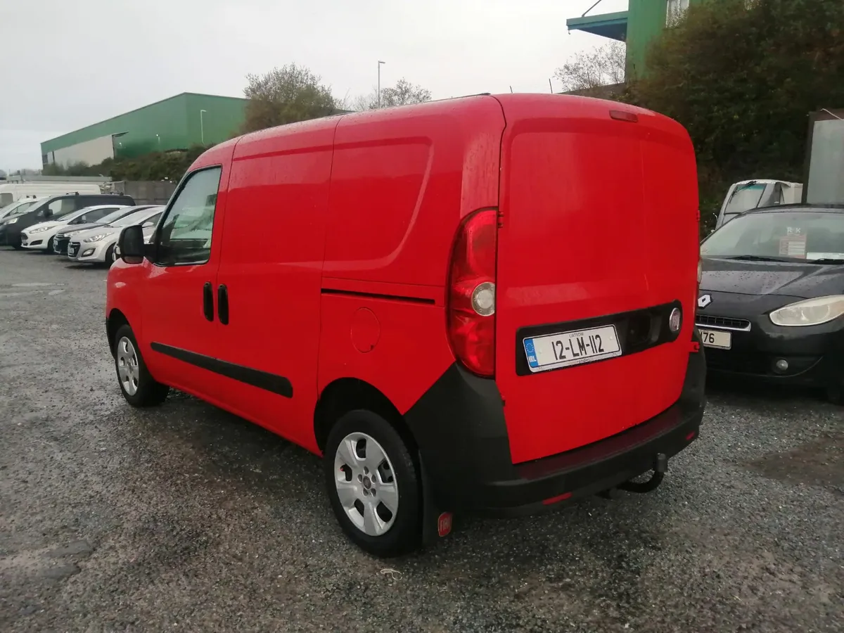Fiat Doblo 2012 - Image 4