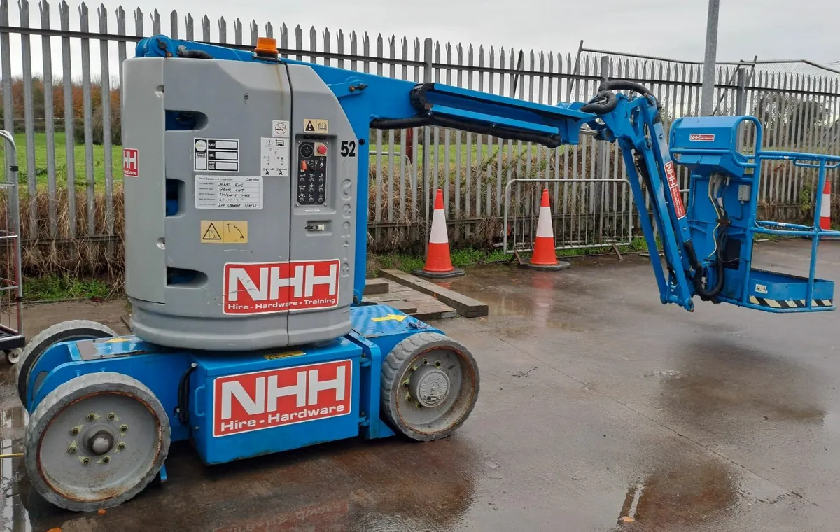 GENIE Z30/20 BOOM LIFT - Image 4