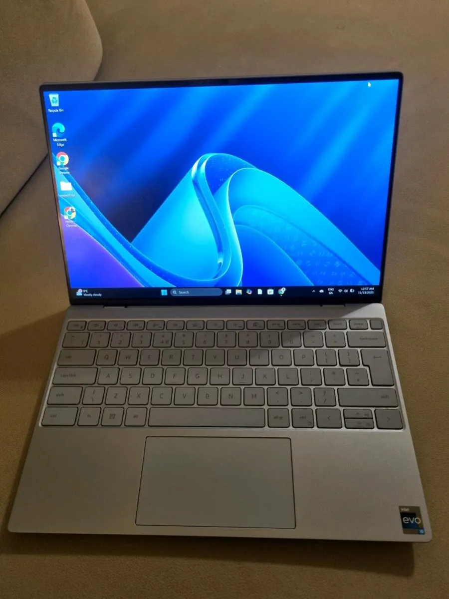 Laptop dell xps 13 9315 core i5 - Image 1