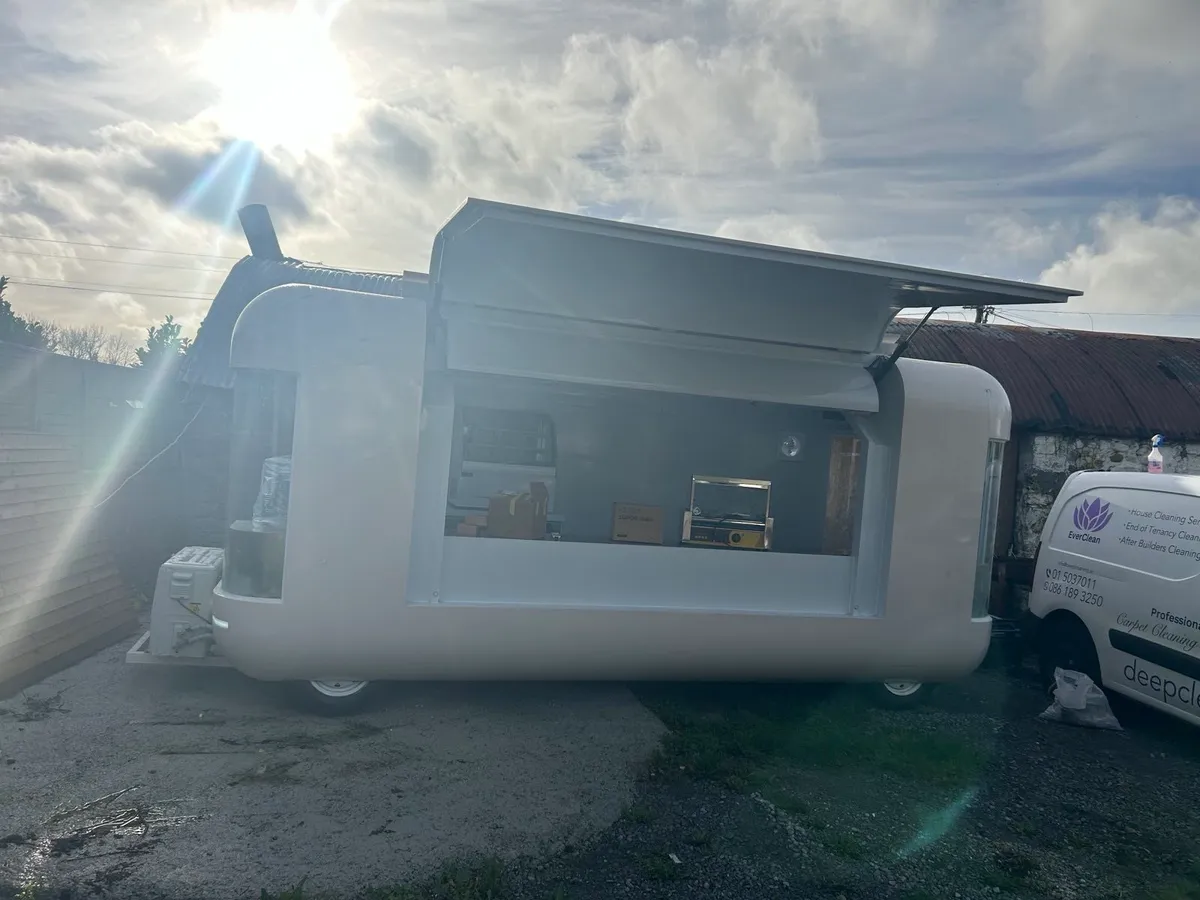 Food Kiosk - Image 2