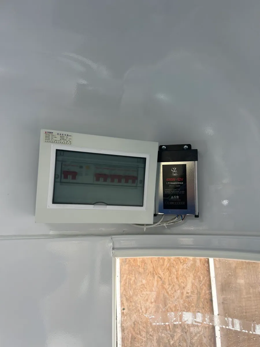 Food Kiosk - Image 3