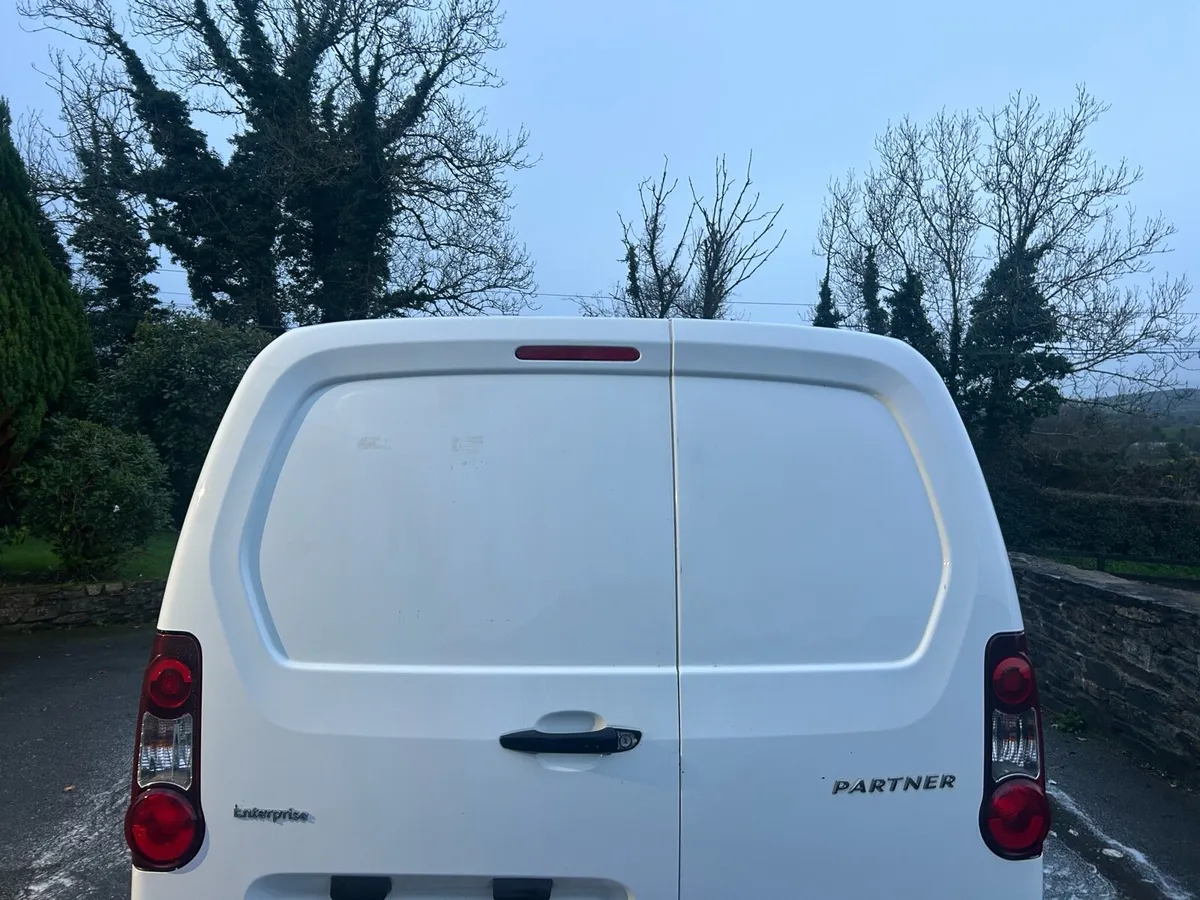 20/18Peugeot partner 1.6 100 bhp Vrt 250 - Image 3