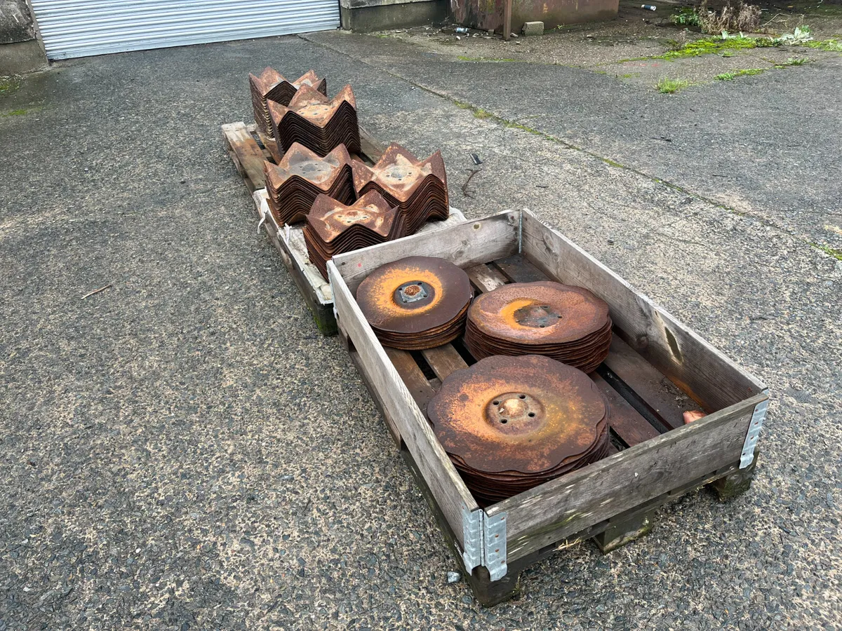 Vaderstad Part Wore Discs - Image 1