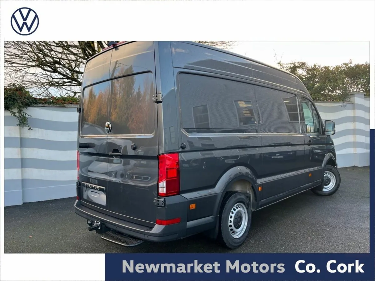 Volkswagen Crafter ( NEW 2026 ) HIGHLINE 30 MEDIUM - Image 3